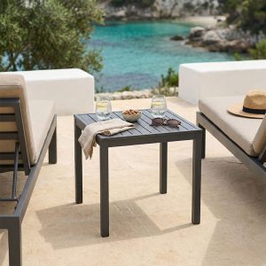 Τραπεζάκι παραλίας Kliton pakoworld αλουμίνιο σε ανθρακί απόχρωση 45x45x41εκ