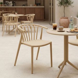 Πολυθρόνα Zelma pakoworld pp σε ανοιχτή απόχρωση cappuccino 55x53x73εκ