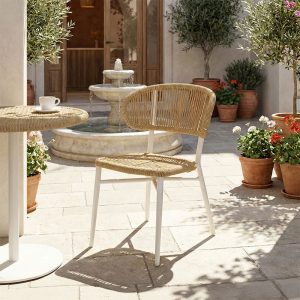 Καρέκλα στοιβαζόμενη Agus pakoworld αλουμίνιο σε λευκό- pe rattan σε φυσική απόχρωση 55x63x77εκ